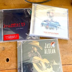 3 cd bundle NWT Jason Aldean Dierks Bentley Keith Urban country music
